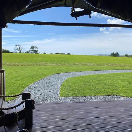 Florence Springs Glamping Gumfreston Exterior foto